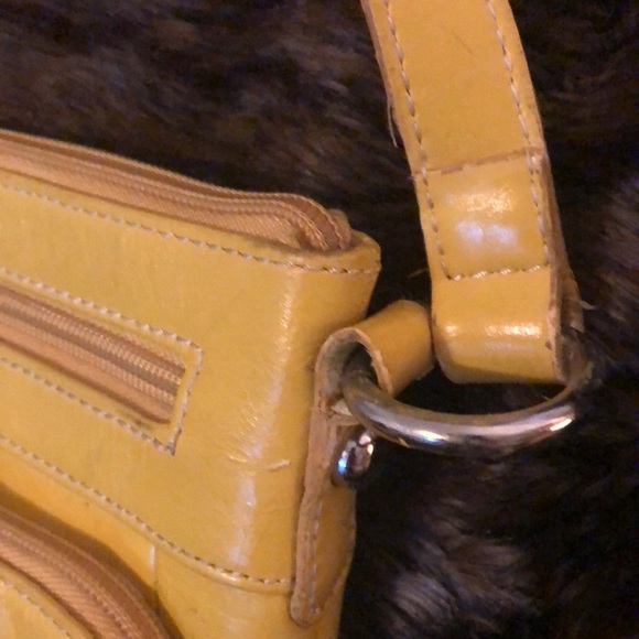YELLOW LEATHER CROSSBODY PURSE - Picture 7 of 11